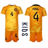 Niederlande Virgil van Dijk #4 Heimtrikotsatz Kinder WM 2022 Kurzarm (+ Kurze Hosen)